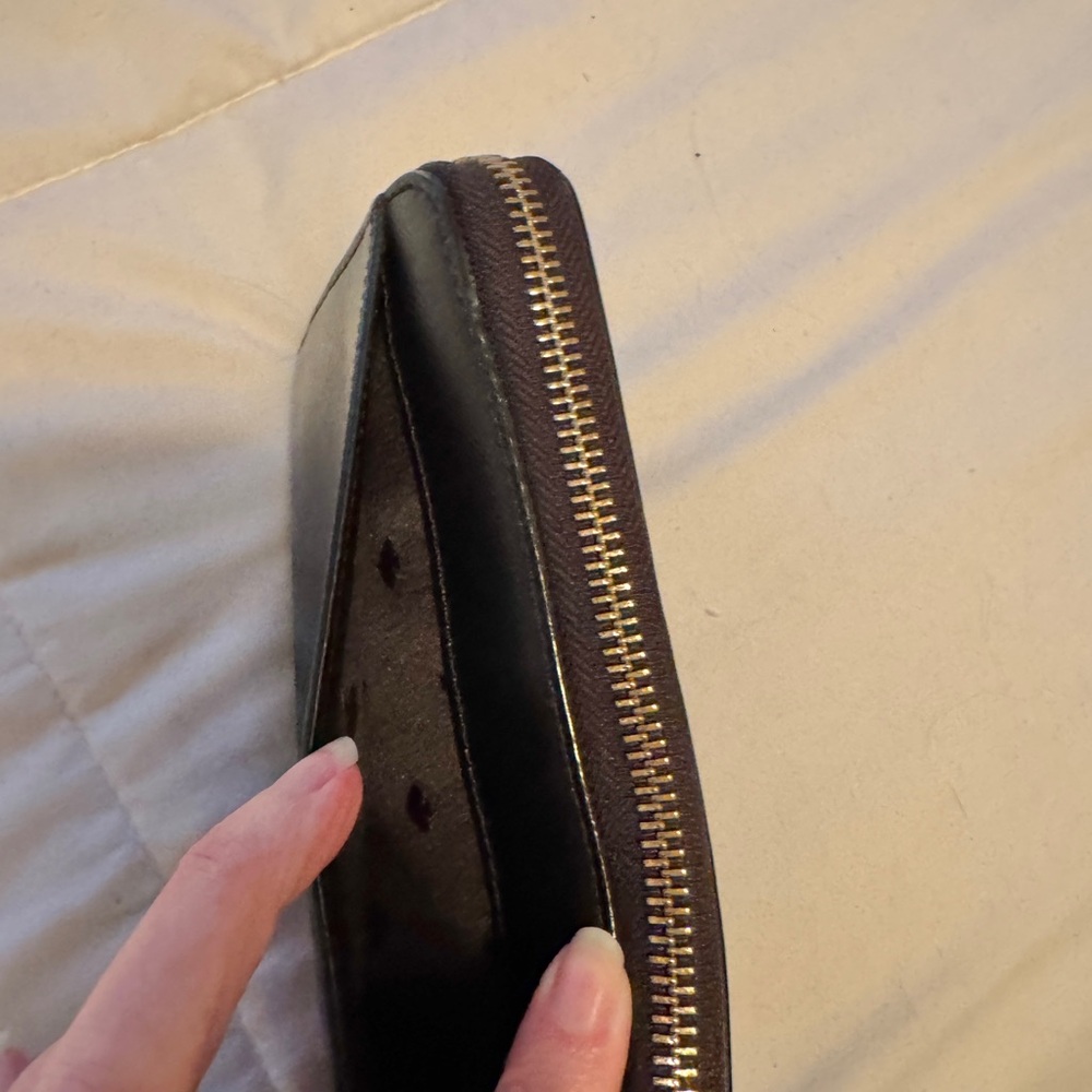 kate spade Black Leather Zip Wristlet Wallet - Picture 8 of 16